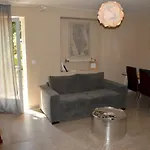 Ξενοδοχείο με διαμερίσματα Maredda