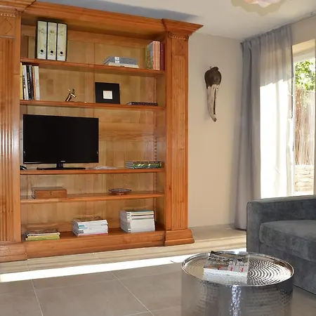 Maredda Apart-hotel 3*